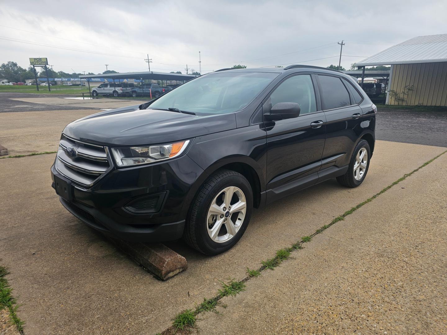 2015 BLACK Ford Edge SE FWD (2FMTK3G95FB) with an 2.0L L4 DOHC 16V engine, 6-Speed Automatic transmission, located at 533 S Seven Points BLVD, Seven Points, TX, 75143, (430) 255-4030, 32.313999, -96.209351 - Photo#0